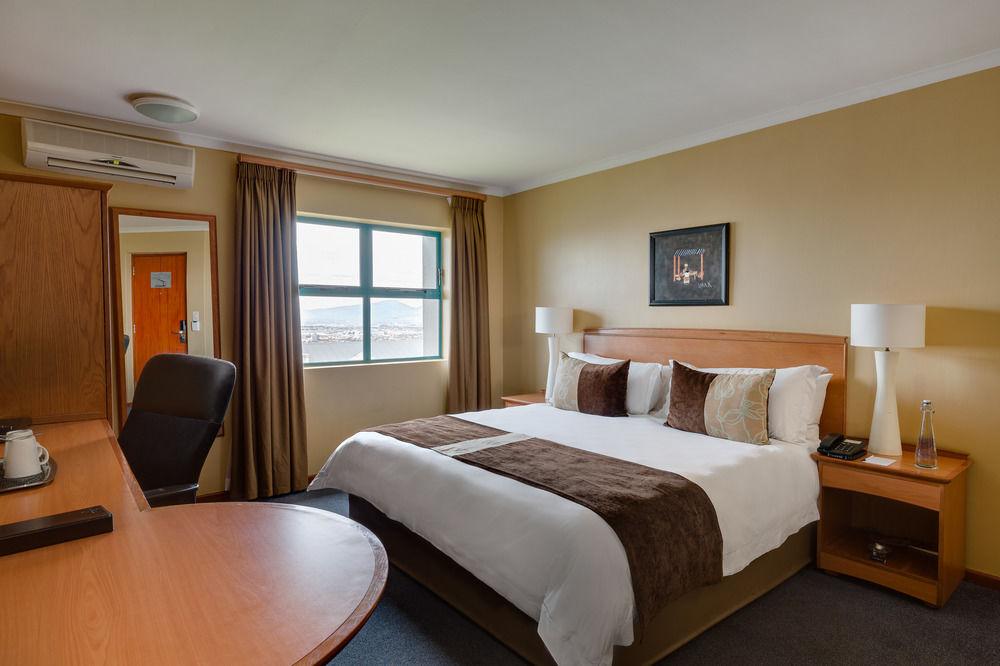 Protea Hotel By Marriott Cape Town Tyger Valley Bellville Esterno foto