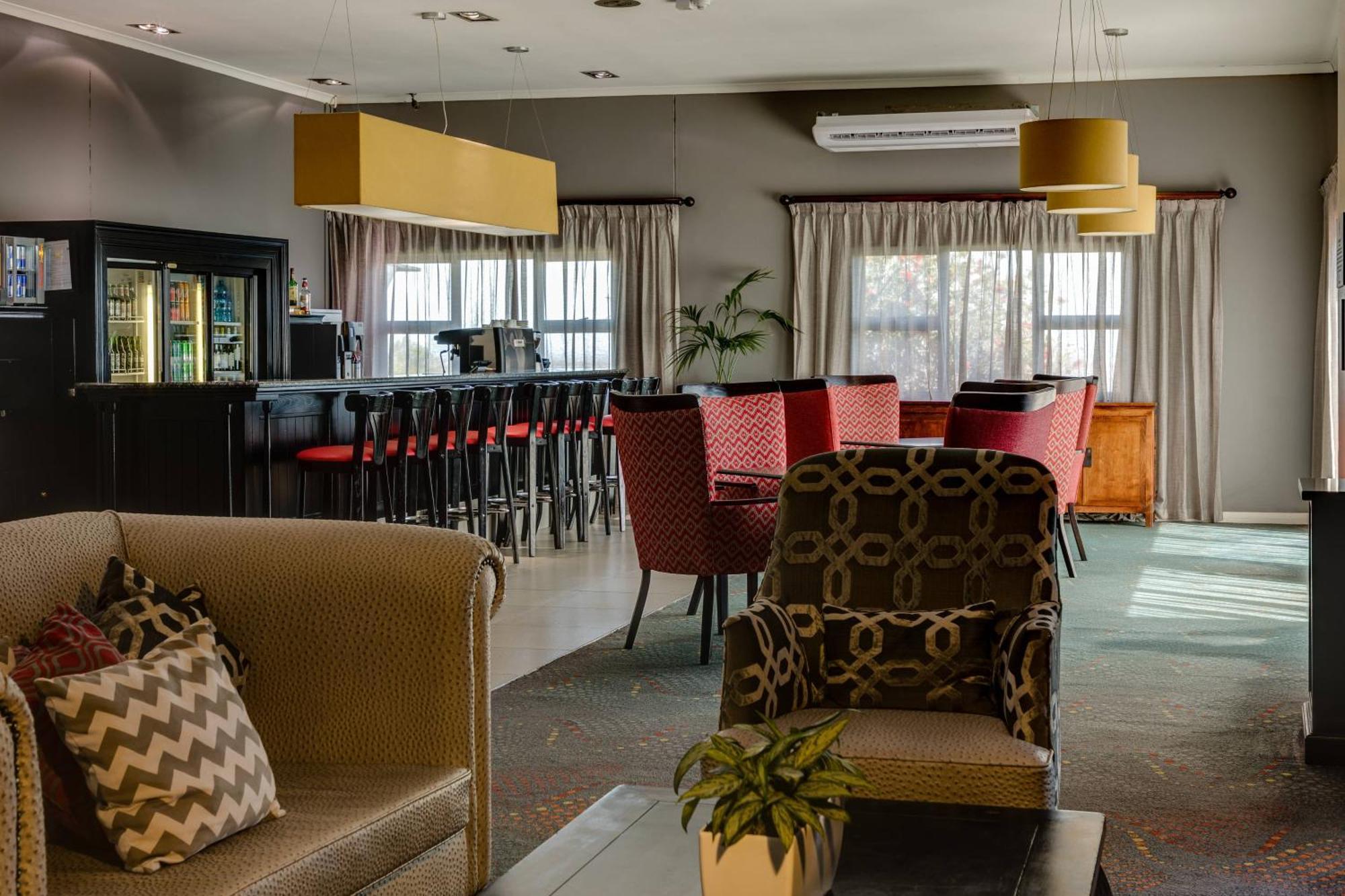 Protea Hotel By Marriott Cape Town Tyger Valley Bellville Esterno foto