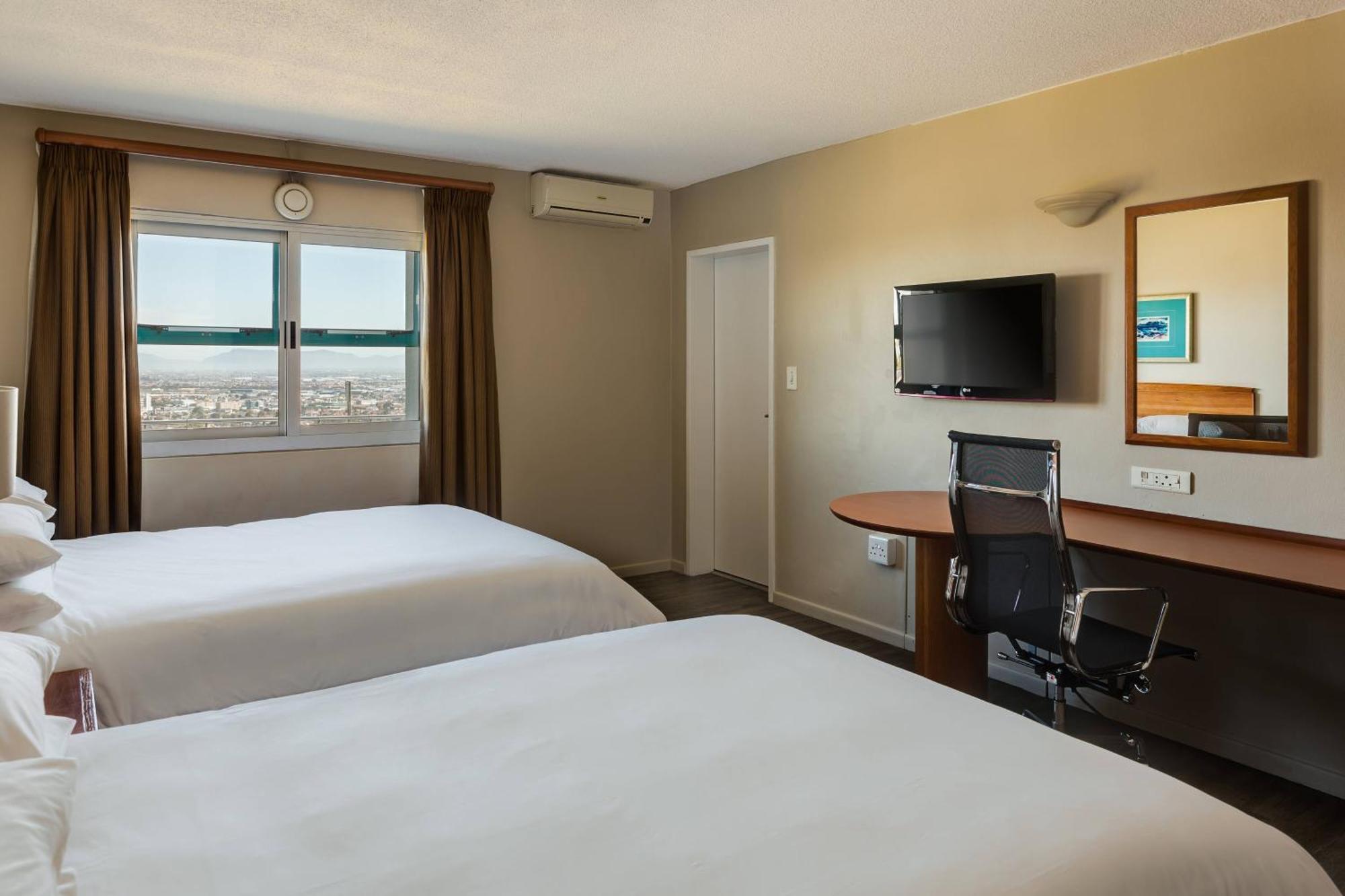 Protea Hotel By Marriott Cape Town Tyger Valley Bellville Esterno foto