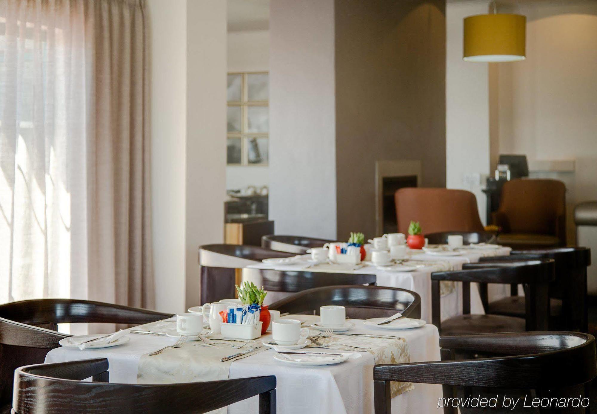 Protea Hotel By Marriott Cape Town Tyger Valley Bellville Esterno foto