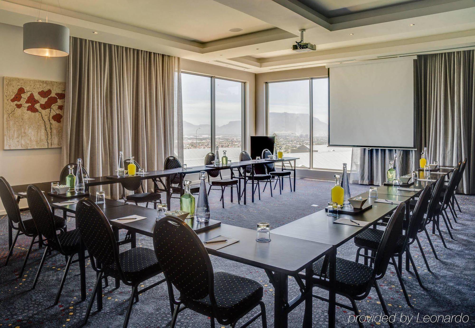 Protea Hotel By Marriott Cape Town Tyger Valley Bellville Esterno foto